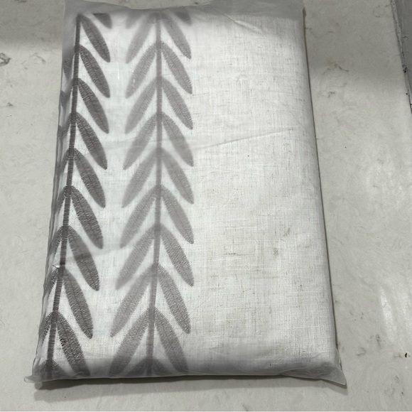 Linen Tablecloth Rectangle Deep Dream Cream Taupe Leaf Print 60 X 120 NEW - Picture 6 of 10